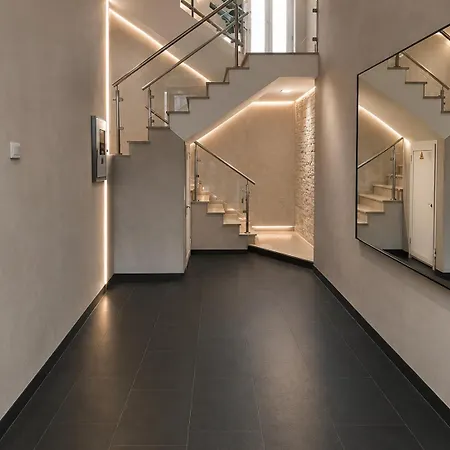A Estrenar En El Centro De Apartment