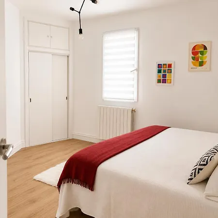 A Estrenar En El Centro De Apartment
